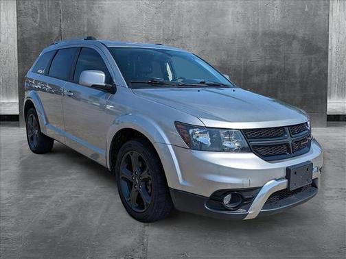 2020 Dodge Journey Crossroad