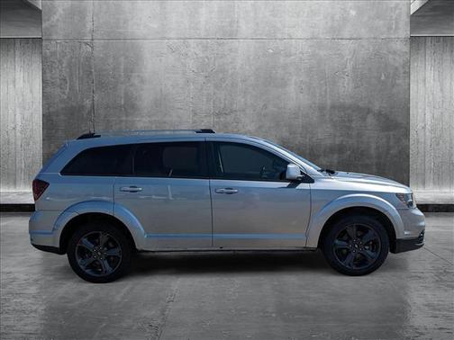 2020 Dodge Journey Crossroad