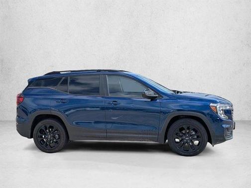 Marine Metallic 2022 GMC Terrain SLE