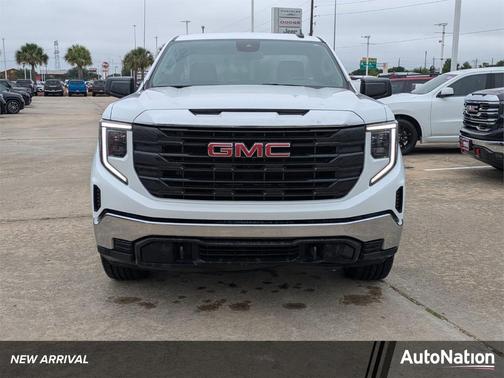 Summit White 2024 GMC Sierra 1500 Pro