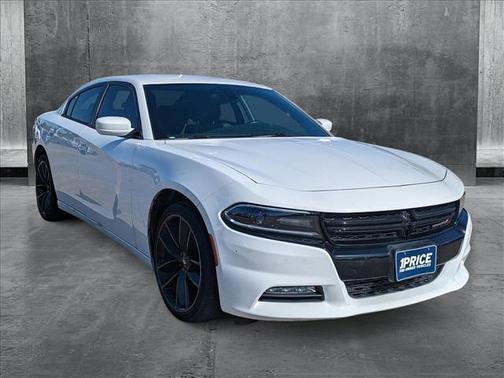 2015 Dodge Charger SXT