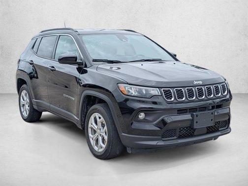 Diamond Black 2024 Jeep Compass Latitude