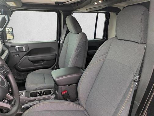 Black Clearcoat 2026 Jeep Gladiator Sport