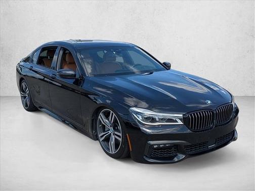 2019 BMW 750 i
