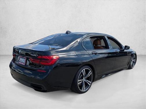 2019 BMW 750 i