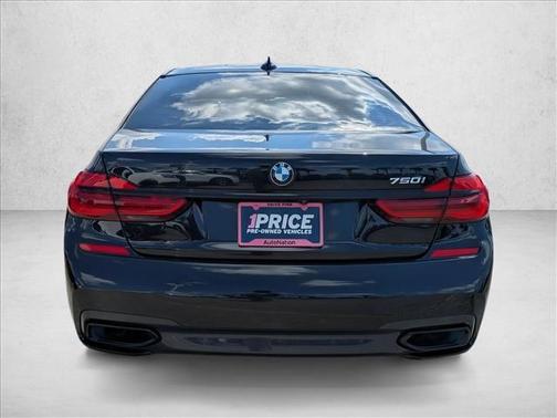 2019 BMW 750 i