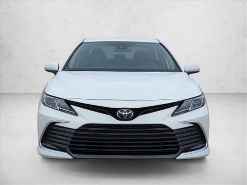 Ice 2024 Toyota Camry LE