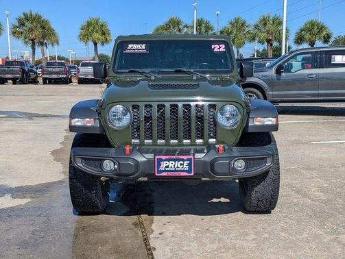 Sarge Green Clearcoat 2022 Jeep Gladiator Mojave