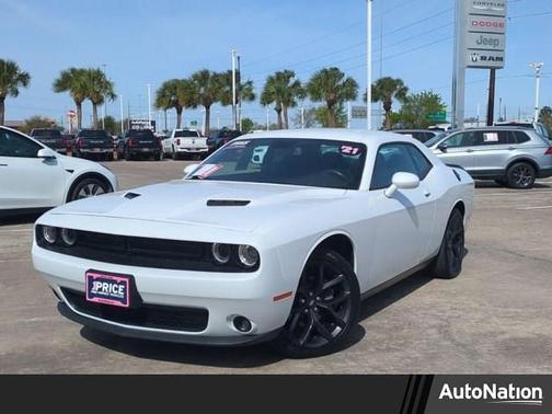 2021 Dodge Challenger SXT