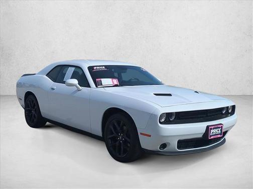 2021 Dodge Challenger SXT