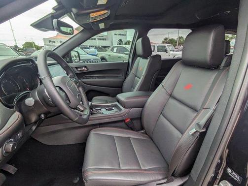 Night 2026 Dodge Durango GT Plus HEMI V8