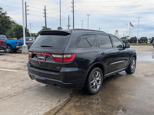 Night 2026 Dodge Durango GT Plus HEMI V8
