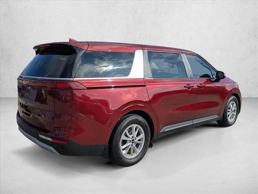 2023 Kia Carnival LX