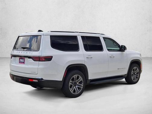 Bright White Clearcoat 2024 Jeep Wagoneer Series II