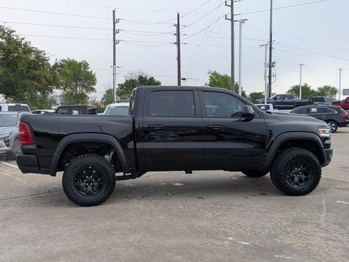 Diamond Black 2026 RAM 1500 RHO