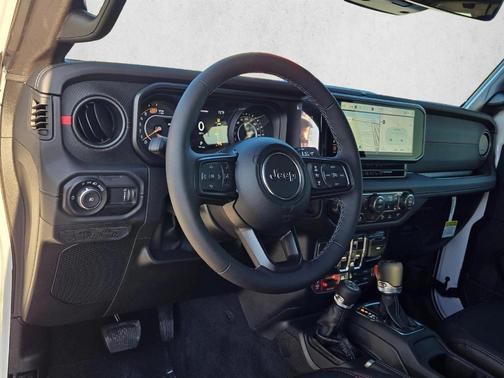 Bright White Clearcoat 2026 Jeep Wrangler Rubicon