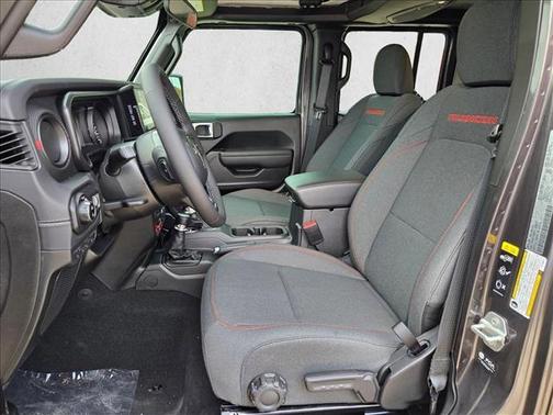 Granite Crystal Clearcoat Metallic 2026 Jeep Gladiator Rubicon