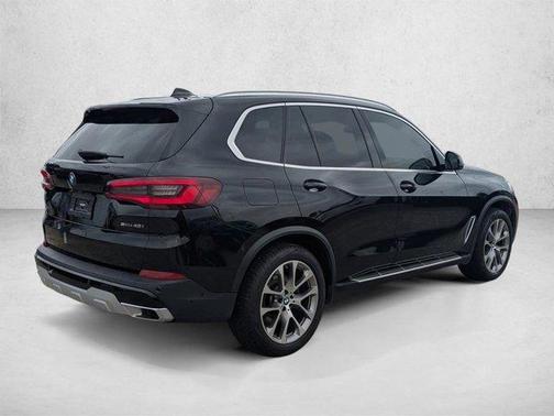 Black Sapphire Metallic 2023 BMW X5 sDrive40i