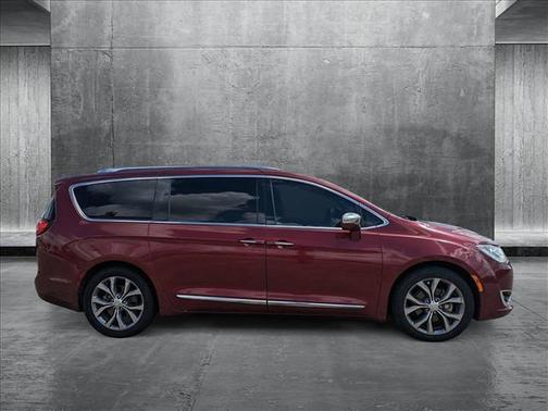 2019 Chrysler Pacifica Limited