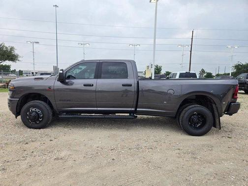 Granite Crystal Clearcoat Metallic 2026 RAM 3500 Big Horn