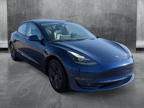 2022 Tesla Model 3 Long Range