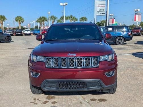 2019 Jeep Grand Cherokee Laredo E