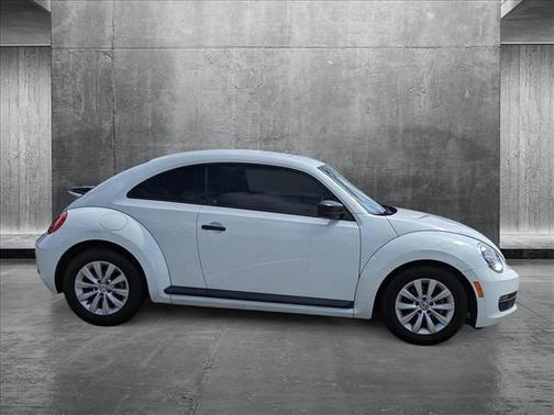 2016 Volkswagen Beetle 1.8T S