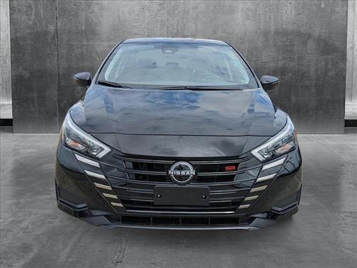 2024 Nissan Versa 1.6 SR