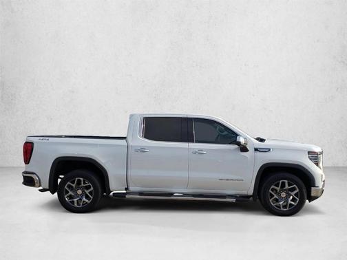 Summit White 2022 GMC Sierra 1500 SLT