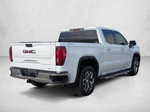 Summit White 2022 GMC Sierra 1500 SLT