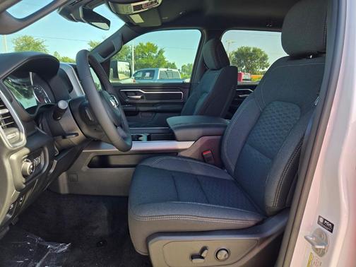 Bright White Clearcoat 2026 RAM 1500 Lone Star