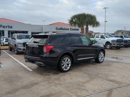 2022 Ford Explorer Platinum