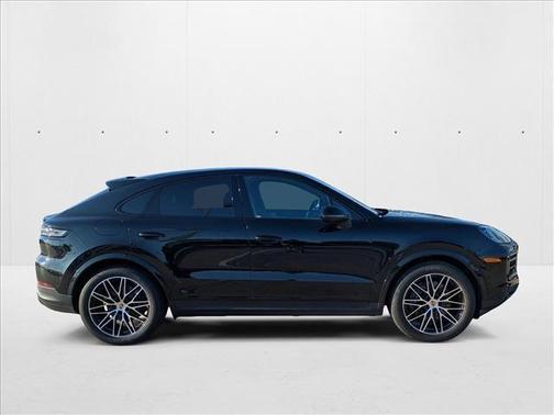 2024 Porsche Cayenne AWD