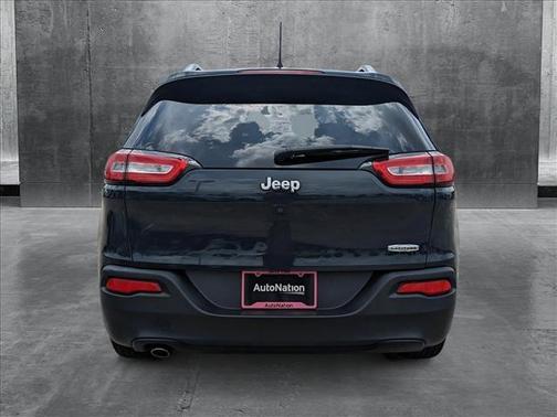 2018 Jeep Cherokee Latitude Plus