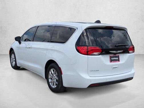 Bright White Clearcoat 2026 Chrysler Voyager LX