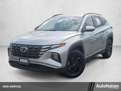 Shimmering Silver 2024 Hyundai TUCSON SEL