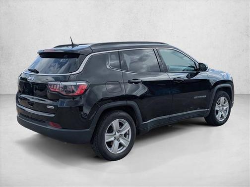 Diamond Black 2022 Jeep Compass Latitude