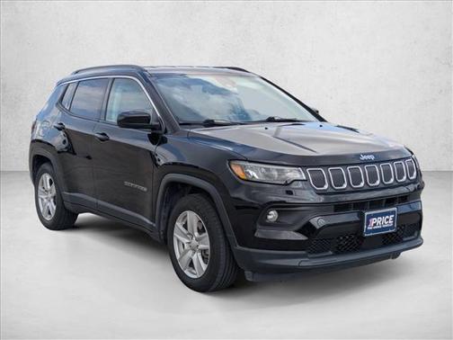 Diamond Black 2022 Jeep Compass Latitude