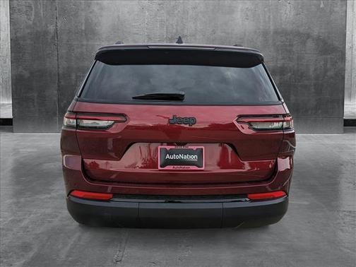 2025 Jeep Grand Cherokee L Laredo