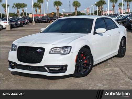 2023 Chrysler 300