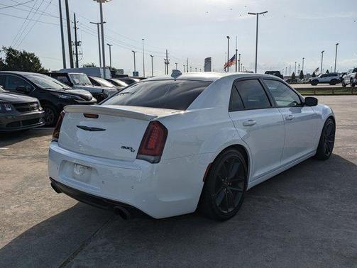 2023 Chrysler 300