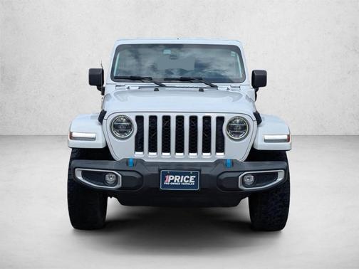 Bright White Clearcoat 2022 Jeep Wrangler Unlimited 4xe Sahara