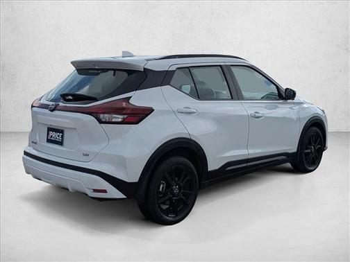 Fresh Powder 2023 Nissan Kicks SR