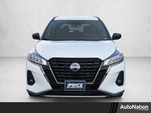 Fresh Powder 2023 Nissan Kicks SR
