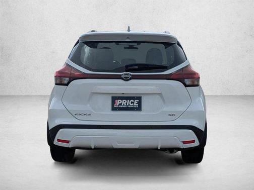 Fresh Powder 2023 Nissan Kicks SR