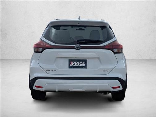 Fresh Powder 2023 Nissan Kicks SR