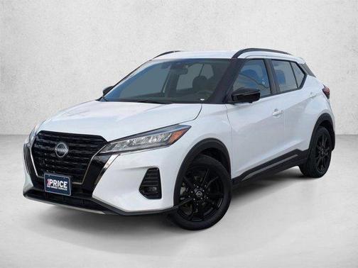 Fresh Powder 2023 Nissan Kicks SR