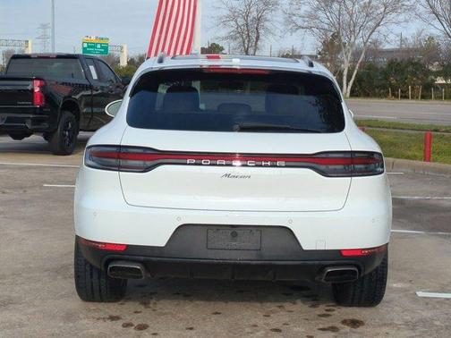 2019 Porsche Macan Base