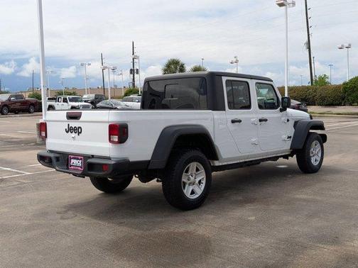2023 Jeep Gladiator Sport