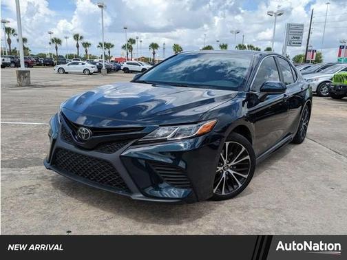 2018 Toyota Camry SE